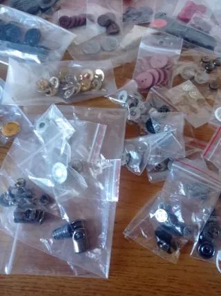 Lotto misto di accessori per il cucito