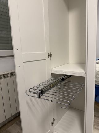 Armario Songesand Ikea + Pantalonero (Aranjuez)