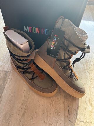 Botas Moon Boot. Nuevas
