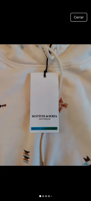 Sudadera Scotch & Soda con etiqueta