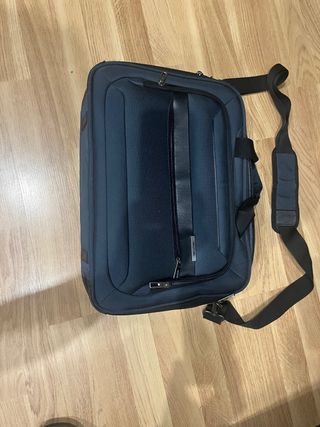 Maletín Samsonite portátil 15”