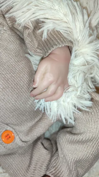 Bambola Reborn femmina con ciuccio e biberon