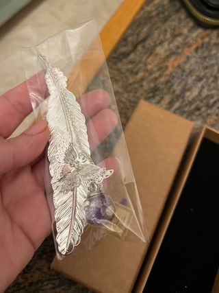 Segnalibro piuma con cristallo