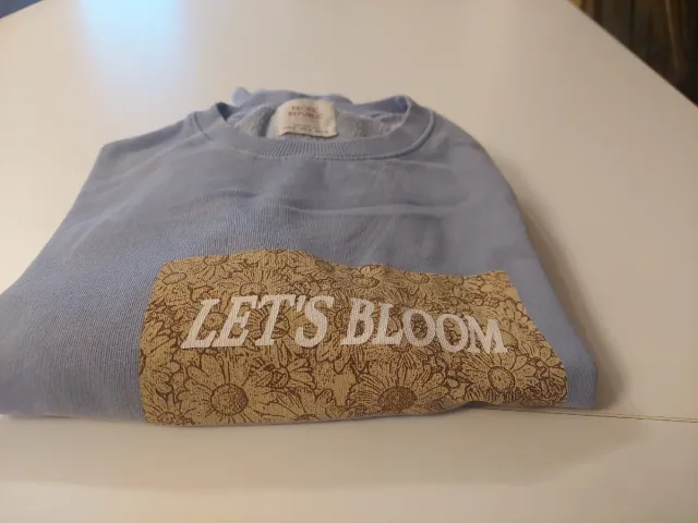 Sudadera chica Talla M, a la cintura