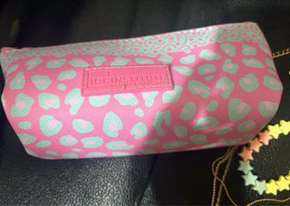 Vendo SUPER CONJUNTO de collar pulsera y estuche