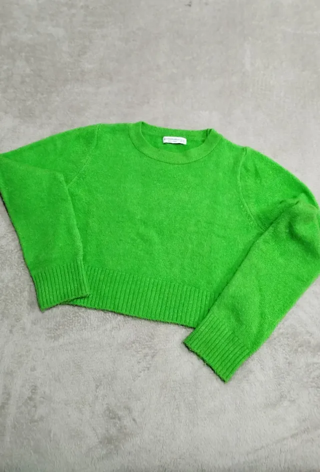 Lote 4 jerséis y una chaqueta de regalo.