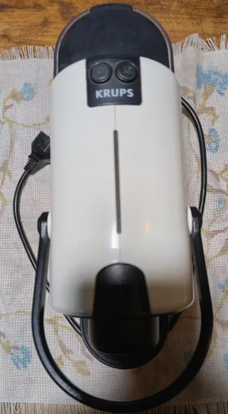 Cafetera Nespresso Krups Inissia Blanca