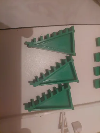 Scalextric: 13 vallas y 9 peraltes