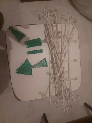 Scalextric: 13 vallas y 9 peraltes