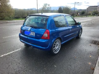 Renault Clio 2004