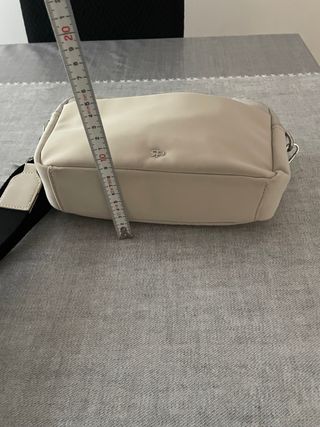 Bolso Parfois Nylon Beige y Negro