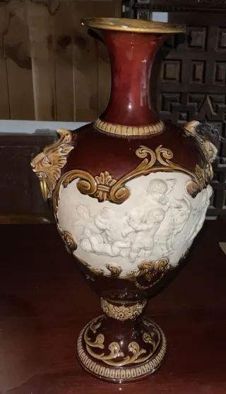 Jarrón estilo Imperio Cerámica granate y Dorado