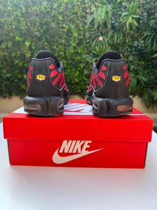 Zapatillas Nike TN Rojas y Negras