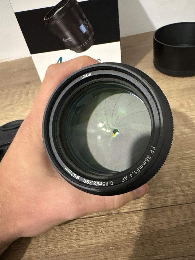 Sirui Aurora 85mm f1.4 Sony FE