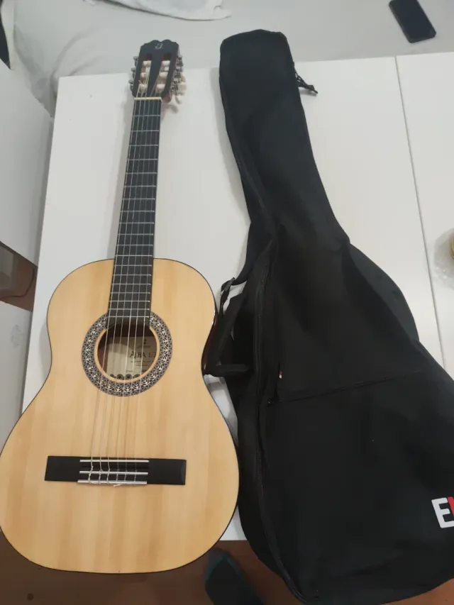 Chitarra Classica Admira 1/2