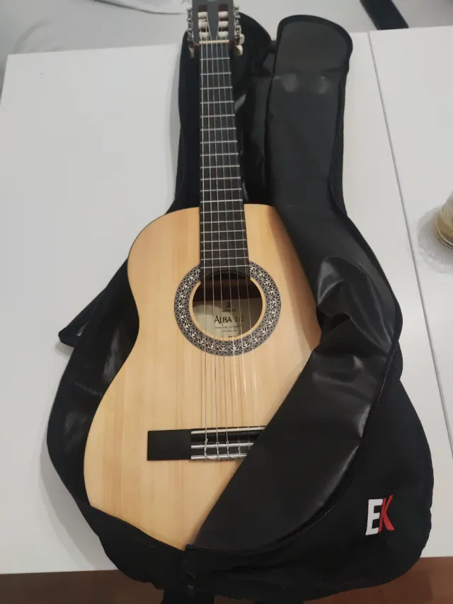 Chitarra Classica Admira 1/2