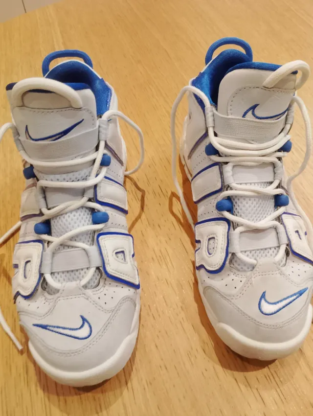 Zapatillas Nike Air More Uptempo Blancas y Azules
