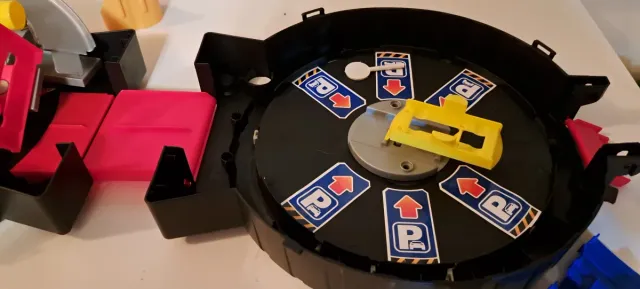 Chad Valley Wheel Garaje con automóvil