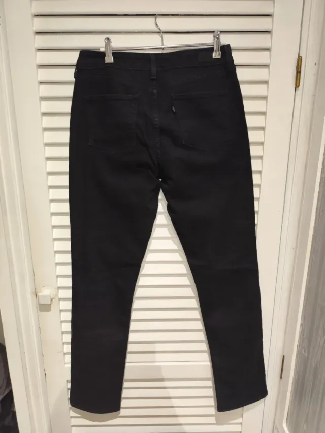 Pantalón Levi's Negro Demi Curve Talla 10/30