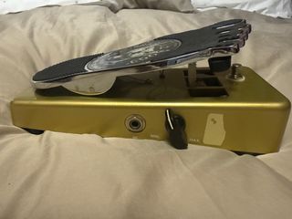 Pedal wah de bajo bawl buster de Snarling Dogs