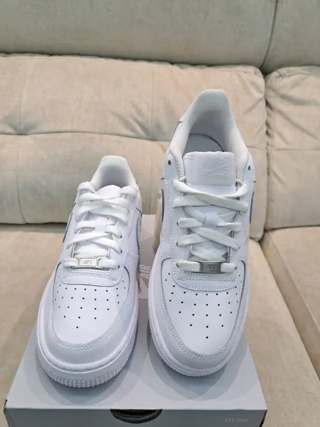 Nike Air Force 1 LE (GS) Talla 38