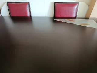 Mesa extensible madera maciza y sillas