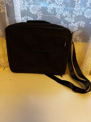 Bolsa portátil Targus negra