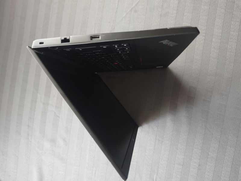 Lenovo ThinkPad E14 Negro afbeelding 5