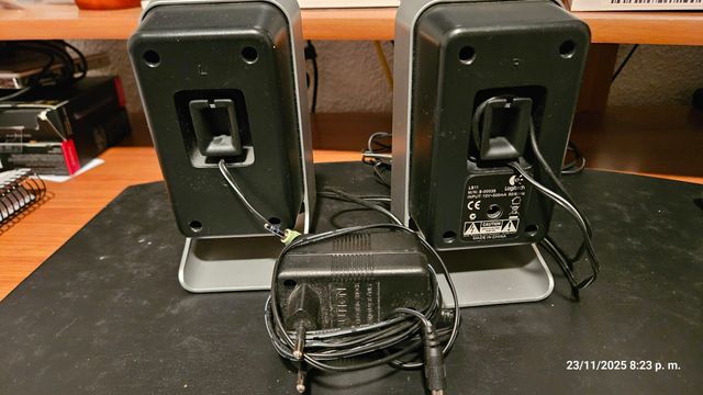 Altavoces Logitech LS11 Negro/Plata