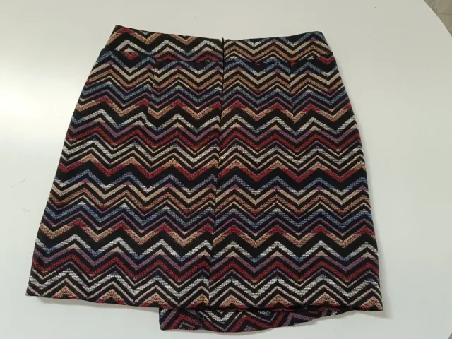 Falda asimétrica Fórmula Joven