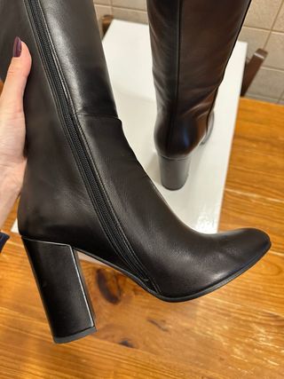 Stivali in pelle neri alti