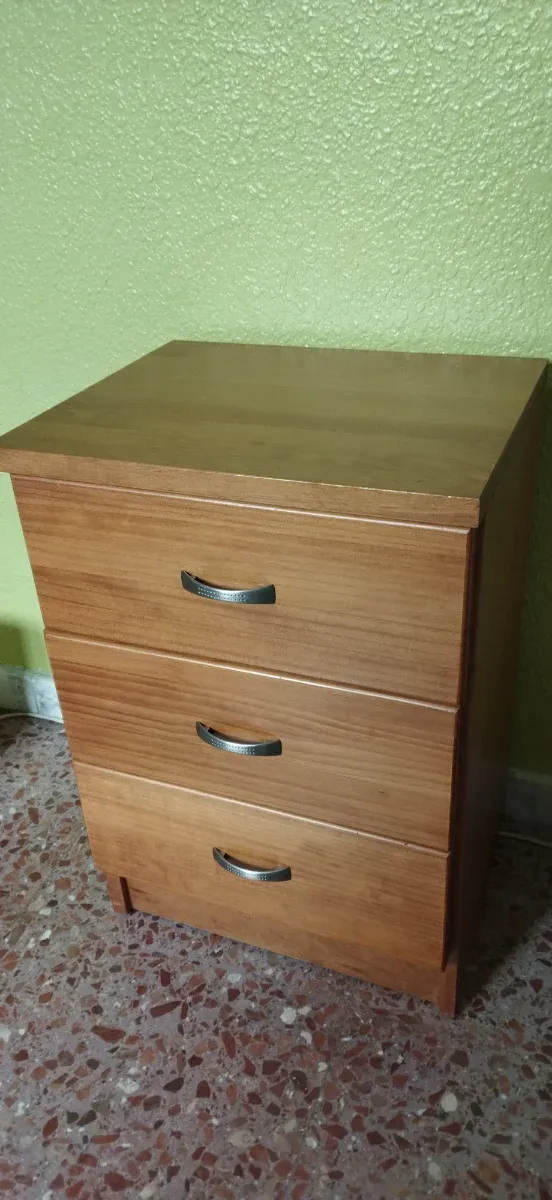 Dormitorios juvenilde madera..