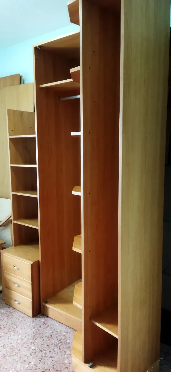 Dormitorios juvenilde madera..