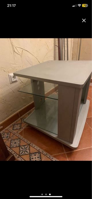 Mesa de TV  con cristal