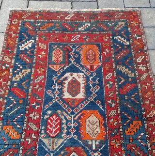 Tappeto antico kazak lana blu e rosso