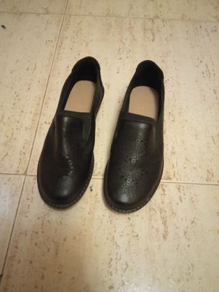 Zapatos negros de mujer