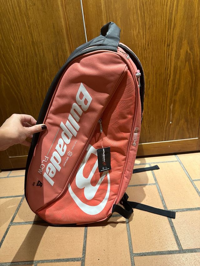 Paletero Bullpadel Flow Rosa Nuevo