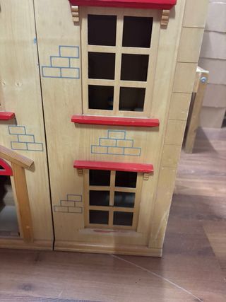 Casa de muñecas PARA RESTAURAR.