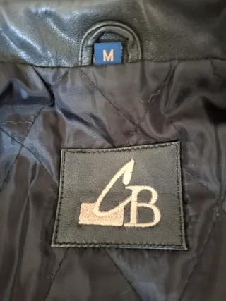 Chaqueta de cuero tres cuartos mujer