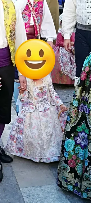 Traje Fallera 3 años Manteletas Plata