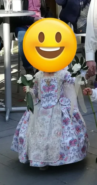 Traje Fallera 3 años Manteletas Plata