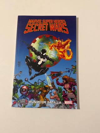 Marvel Super Heroes - Secret Wars: Mundo De Bat...