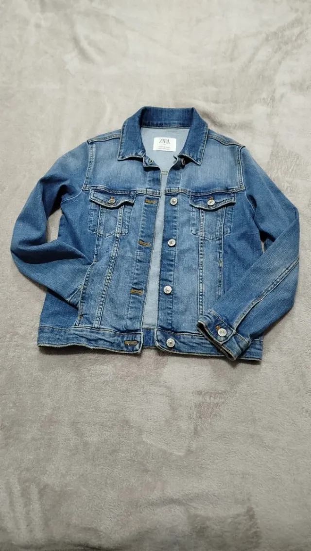 Cazadora vaquera Zara azul 11/12 años