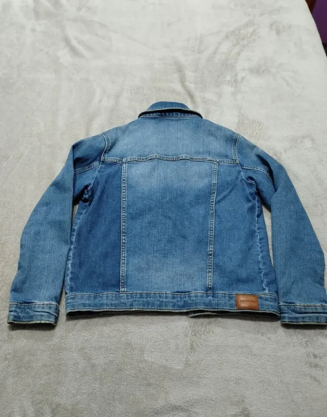 Cazadora vaquera Zara azul 11/12 años