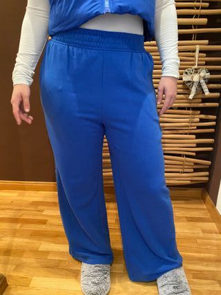 Pantalón chándal azul talla S