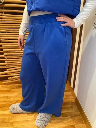 Pantalón chándal azul talla S