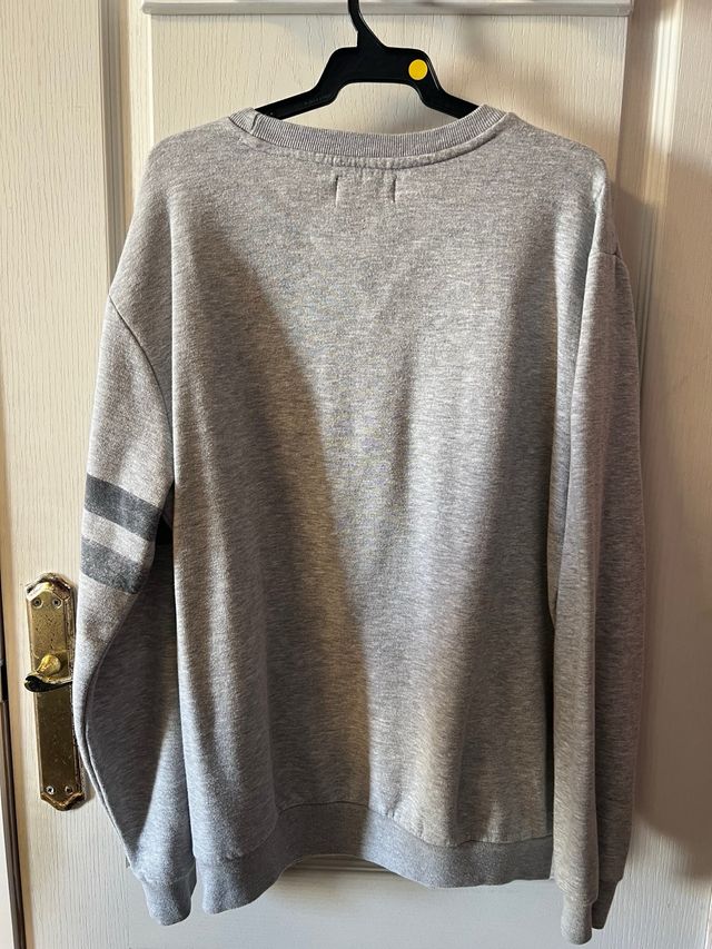 Sudadera Zara Yale University Gris