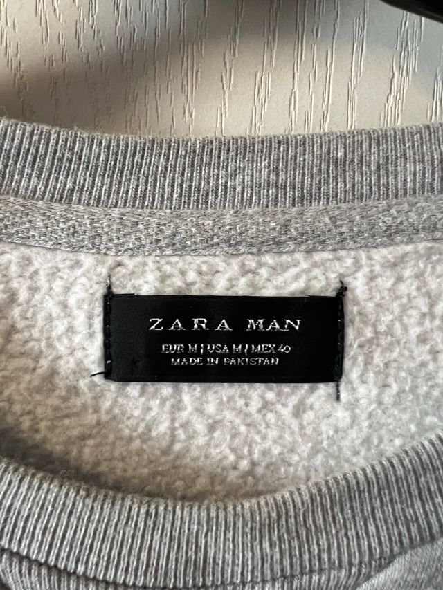 Sudadera Zara Yale University Gris