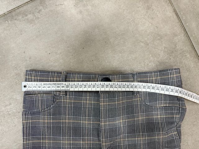 Pantaloni donna skinny a quadri