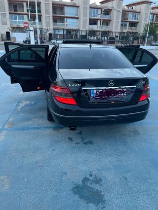 Mercedes benz C CDI 220 modelo 2007 color 6500